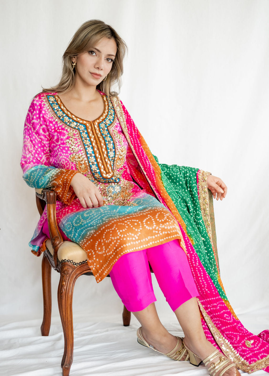 Shirin Hassan - Chunri